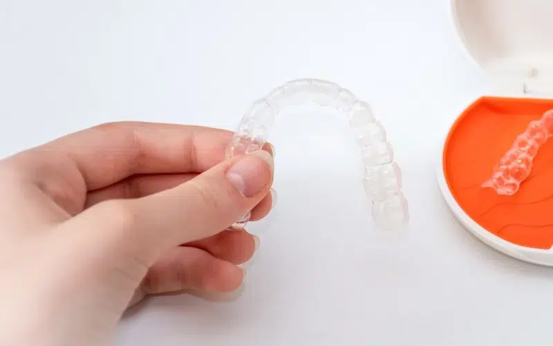 transparent-aligners-retainers-storage-case invisible braces clear teeth straighteners